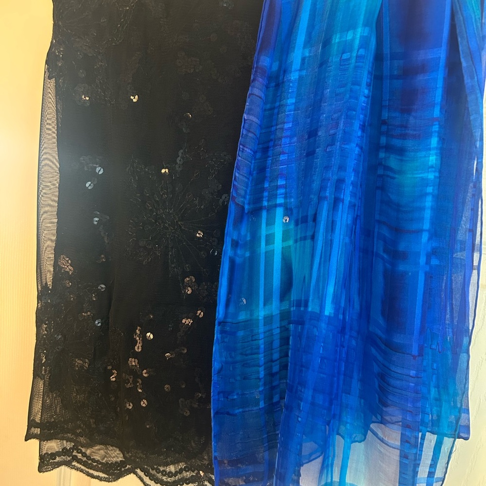 Elegant Black and Blue Sequin Scarf